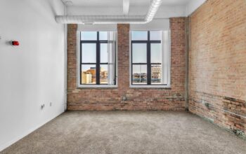 exposed-brick-loft-apartment-livingroom-700-lofts-milwaukee-wi