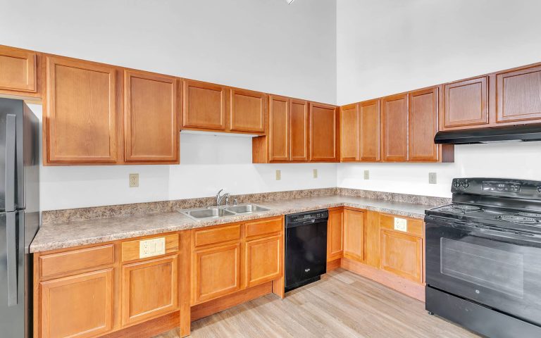 full-appliance-rental-kitchen-700-lofts-milwaukee-wi